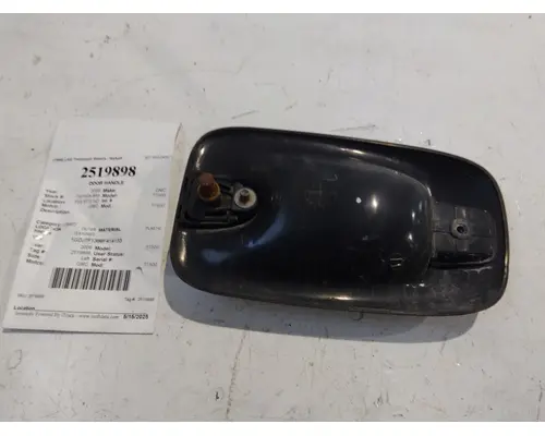 GMC T7500 DOOR HANDLE
