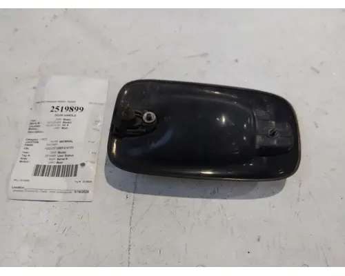 GMC T7500 DOOR HANDLE