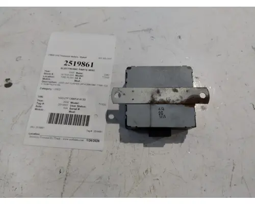GMC T7500 ELECTRONIC PARTS MISC