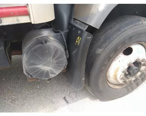 GMC T7500 FENDER EXTENSION