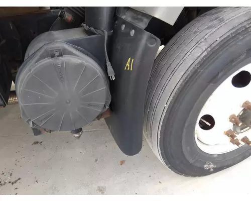 GMC T7500 FENDER EXTENSION