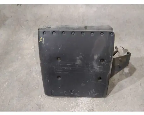 GMC T7500 FENDER EXTENSION