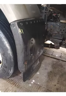 GMC T7500 FENDER EXTENSION