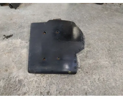 GMC T7500 FENDER EXTENSION