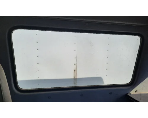 GMC T7500 GLASS, BACK