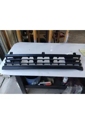 GMC T7500 GRILLE