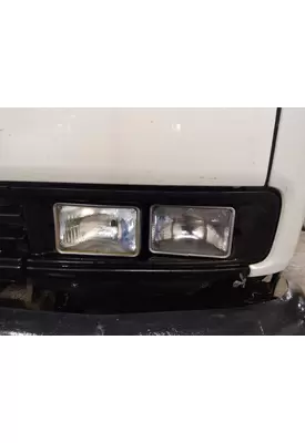 GMC T7500 HEADLAMP ASSEMBLY