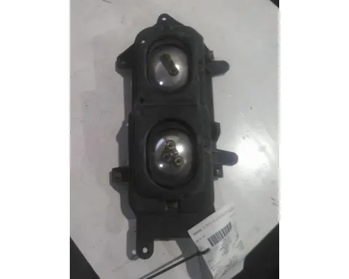 GMC T7500 HEADLAMP ASSEMBLY