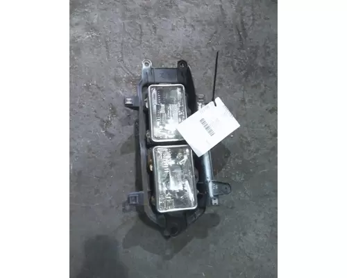 GMC T7500 HEADLAMP ASSEMBLY