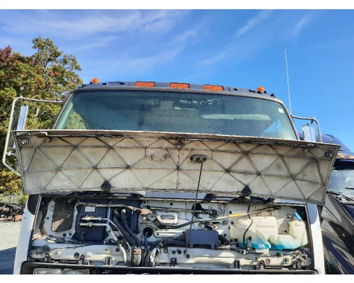 GMC T7500 HOOD