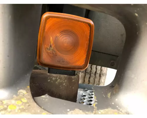 GMC T7500 Lighting, Exterior