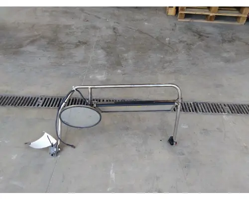 GMC T7500 MIRROR ASSEMBLY CABDOOR