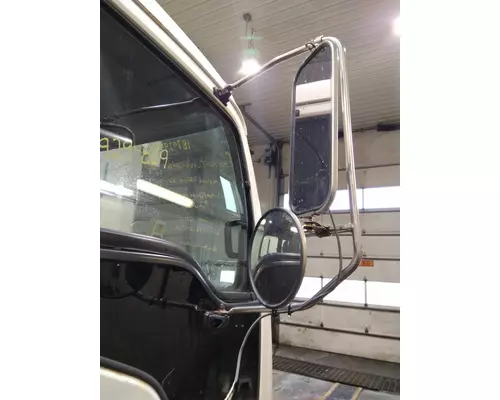 GMC T7500 MIRROR ASSEMBLY CABDOOR