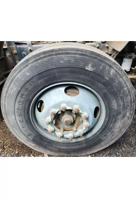 GMC T7500 Spindle / Knuckle, Front