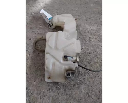 GMC T7500 WINDSHIELD WASHER RESERVOIR