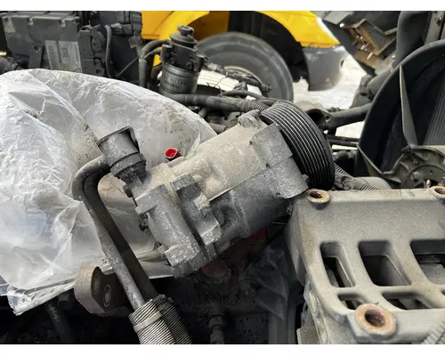 GMC T7 Air Conditioner Compressor