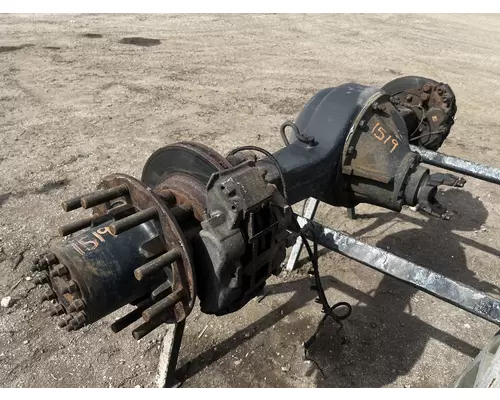 GMC T7 Axle Assembly, Rear