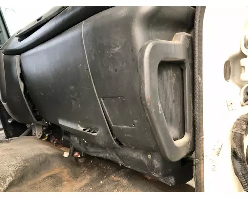 GMC T7 Body, Misc. Parts