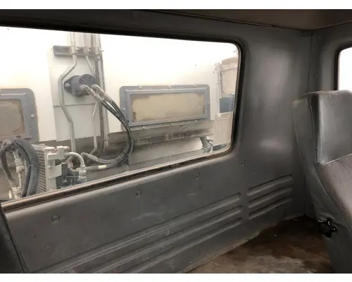 GMC T7 Cab Misc. Interior Parts