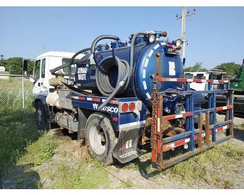 GMC T7 Complete Vehicle