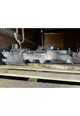 GMC T7 Exhaust Manifold