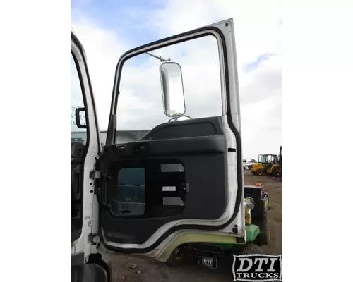 GMC T7 Mirror (Side View)