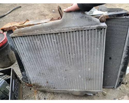 GMC T7 Radiator