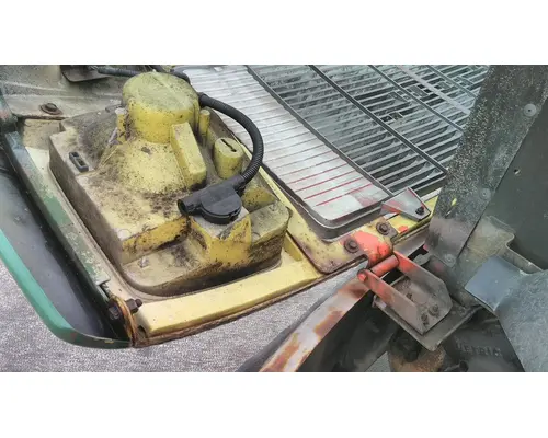 GMC TOPKICK C6000 1990-1994 HOOD