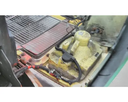 GMC TOPKICK C6000 1990-1994 HOOD