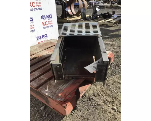 GMC TOPKICK C7000 BATTERY BOX