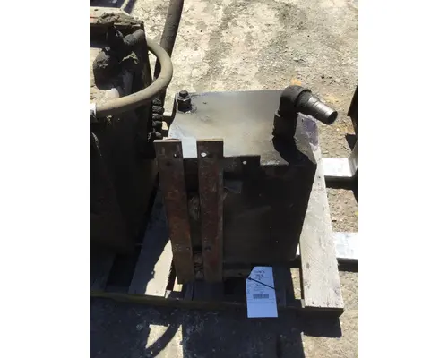 GMC TOPKICK C7000 HYDRAULIC TANK