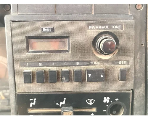 GMC TOPKICK AV Equipment