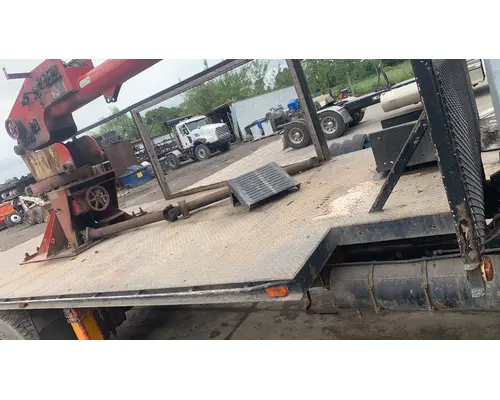 GMC TOPKICK Body  Bed