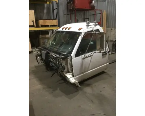 GMC TOPKICK Cab