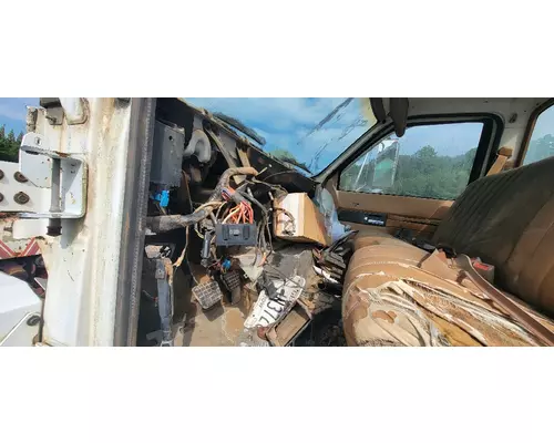 GMC TOPKICK Complete Vehicle