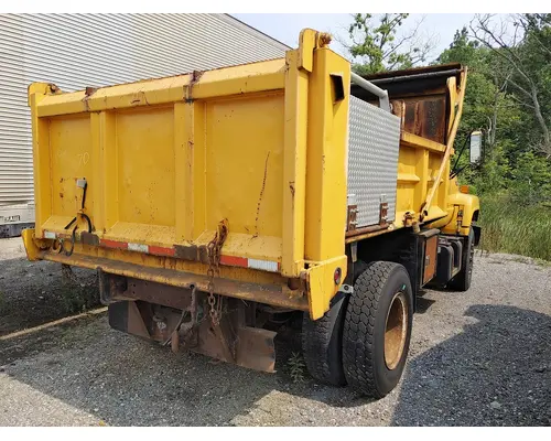 GMC TOPKICK Complete Vehicle