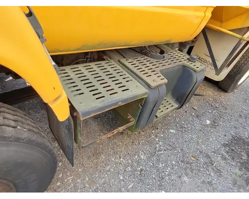 GMC TOPKICK Complete Vehicle