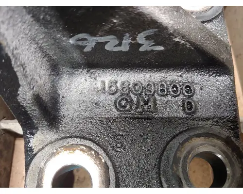 GMC TOPKICK Engine Mounts