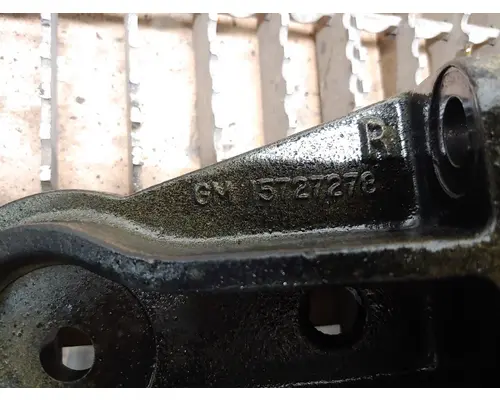 GMC TOPKICK Engine Mounts