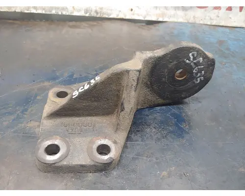 GMC TOPKICK Engine Mounts