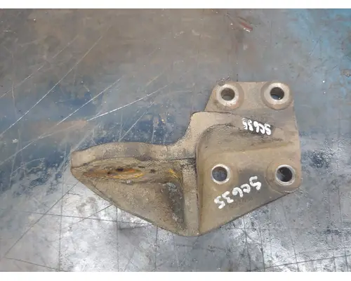 GMC TOPKICK Engine Mounts