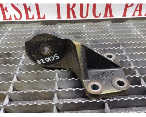 GMC TOPKICK Engine Mounts