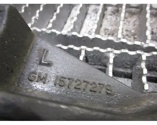 GMC TOPKICK Engine Mounts