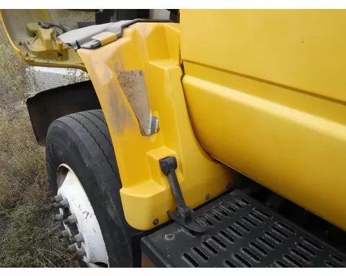 GMC TOPKICK Fender Extension