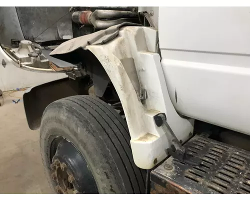 GMC TOPKICK Fender