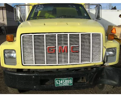 GMC TOPKICK Grille