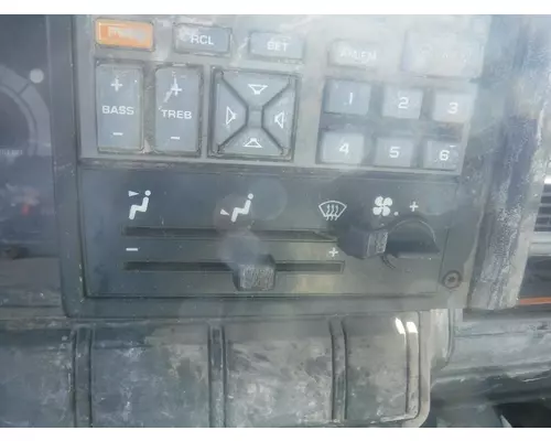 GMC TOPKICK Heater  AC Control