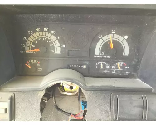 GMC TOPKICK Instrument Cluster in Spencer, IA #24522546