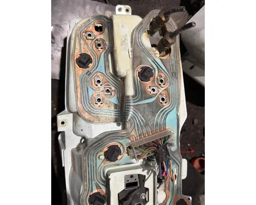 GMC TOPKICK Instrument Cluster