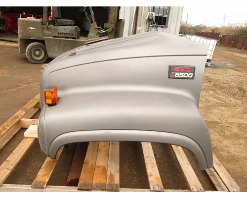 GMC Topkick C6500 Hood